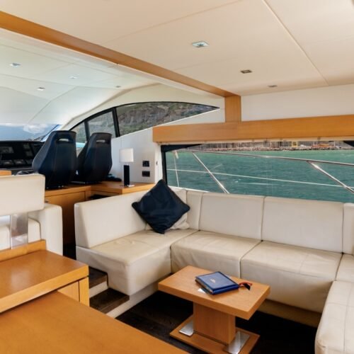 Sunseeker 60ft Flybridge Luxury Yacht interior